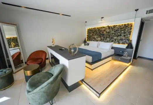 Classic Room With Balcony And Garden View