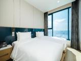 One Bedroom Twin Suite
