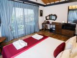 Hera Deluxe Bungalow