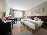 Deluxe 2-Bed Room