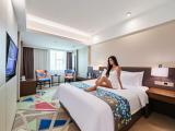Low-Carbon Business Double Bed Room (Automatic Curtains + Zero Pressure Mattress + Bluetooth Speakers)