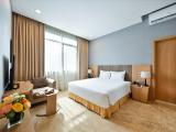 Premium Deluxe King Room With City View