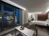 Executive King Riverview Room