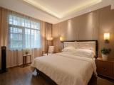 Elegant Queen Room