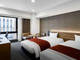 Moderate Twin Room With Extra Bed Smoking
