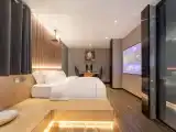 Secluded Qing Ju Double Bed Room (Affiliated Building) with Smart Projection