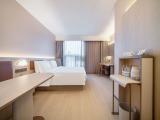 Business Queen Room