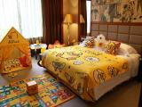 B.Duck Family Suite