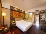 Photo-Ready Prime Spot · Garden View King Room