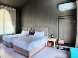Deluxe 2-bed Room