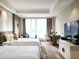 Deluxe Twin Room (Family Stay + Bright Lighting + Spacious Layout)