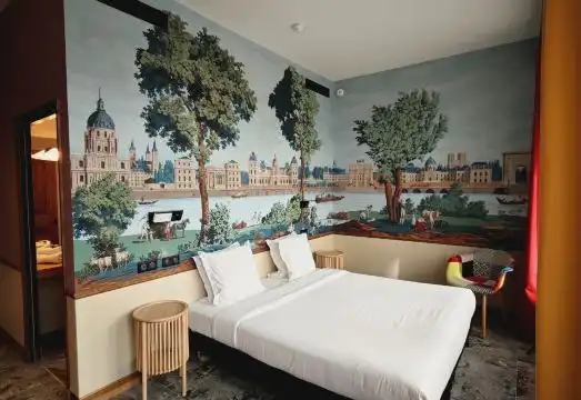 Deluxe Room City View