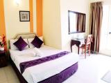Deluxe Queen Room with Window