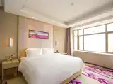 Queen Room With View