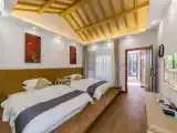 Yanqing Family Room (Air Conditioned + Latex Mattress)