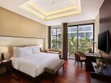 Premiere Room