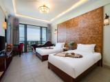 Grand 180° Sea-View Twin Room