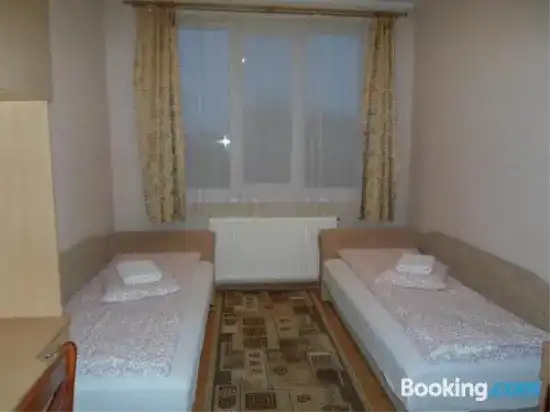 Economy Twin Room