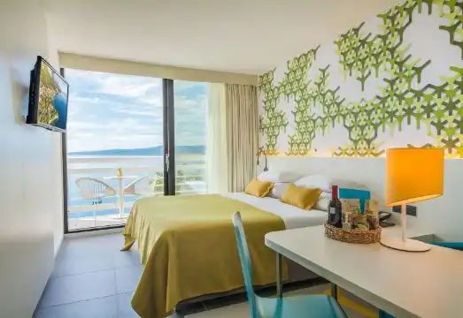 Standard Double Room with Balcony-Sea Side