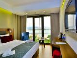 Deluxe Room with Sea View