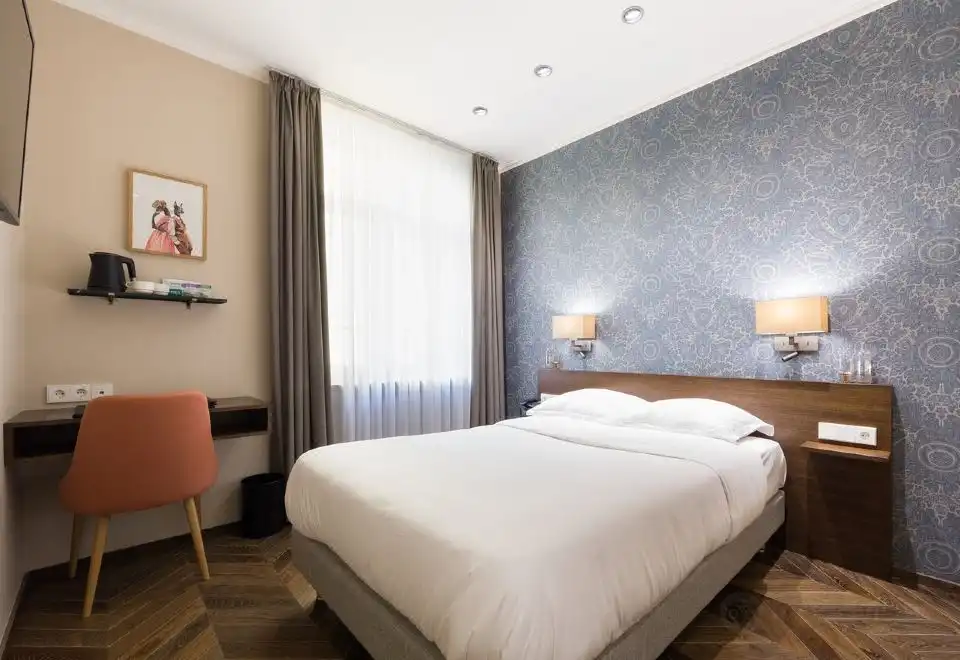 Superior Single Room with Double Bed