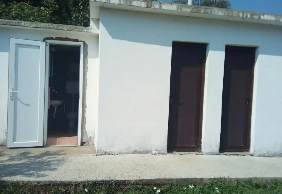 Deluxe Double or Twin Room with Lake View