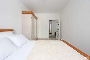 Na Mikrohirurgii Glaza Flat, Irkutsk
