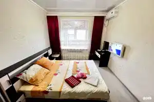 Apartamenty na ulitsa Bratev Kushhovyh, 132