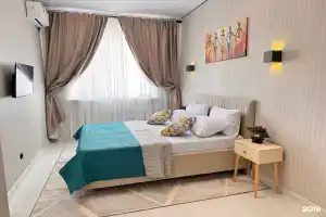 Apartamenty na Ahohova 190Ak 3, Bylym