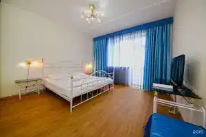 Kompaniya po sdache apartamentov, Hvalynsk