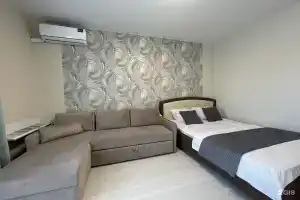 Uyutnaya studiya Apartments