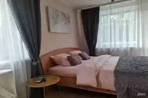 Apartamenty na ulitsa Goroshnikova, 72, Nizhniy Tagil