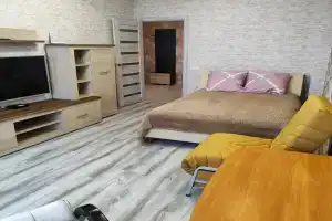s remontom v novom dome Apartments, Livny
