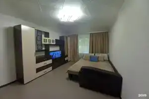 2k po Sovetskoy 8 Apartments, Mirnyj