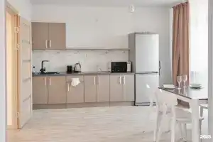 Apartamenty na HRUSTALNOGORSKAYa 93