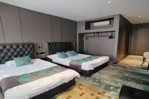 Hotel Shanghai, St. Petersburg