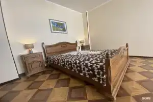 Korallovyy ostrov Apartments, Rennes