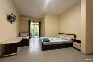 BonWoyage Hostel