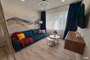 Apartamenty na ulitsa Stroiteley, d. 7, Apatity