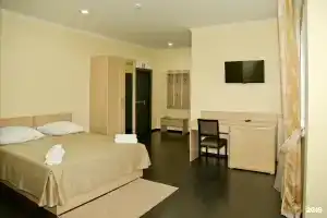 Lesnaya Living quarters, Paratunka