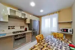 Apartment on ulitsa Matrosova 16, Smolensk