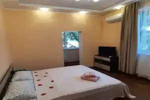 Apartamenty na s. Myshako, Tsentralnaya ul., 5A, Novorossijsk