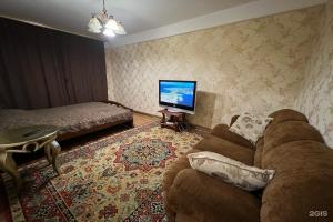 Apartamenty na Prospekt Imama Shamilya6 A kv 32