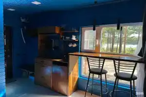 Forest Lake Guest house, Ostrov