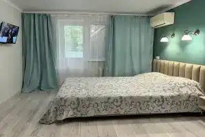 Apartamenty na ulitsa Kalinina, 107, Tikhoretsk