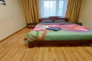 Apartamenty na prospekt Mira, 19, Frjasino