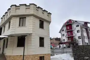 Castle Apartments