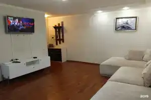 Apartamenty na Lunacharskogo 108, Serov