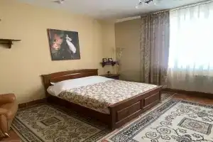 Kompleks na Vysotskogo Hotel, Esso