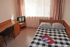 Almaz Hotel, Gubakha